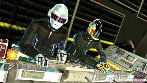 Daft punk captado en un concierto tocando